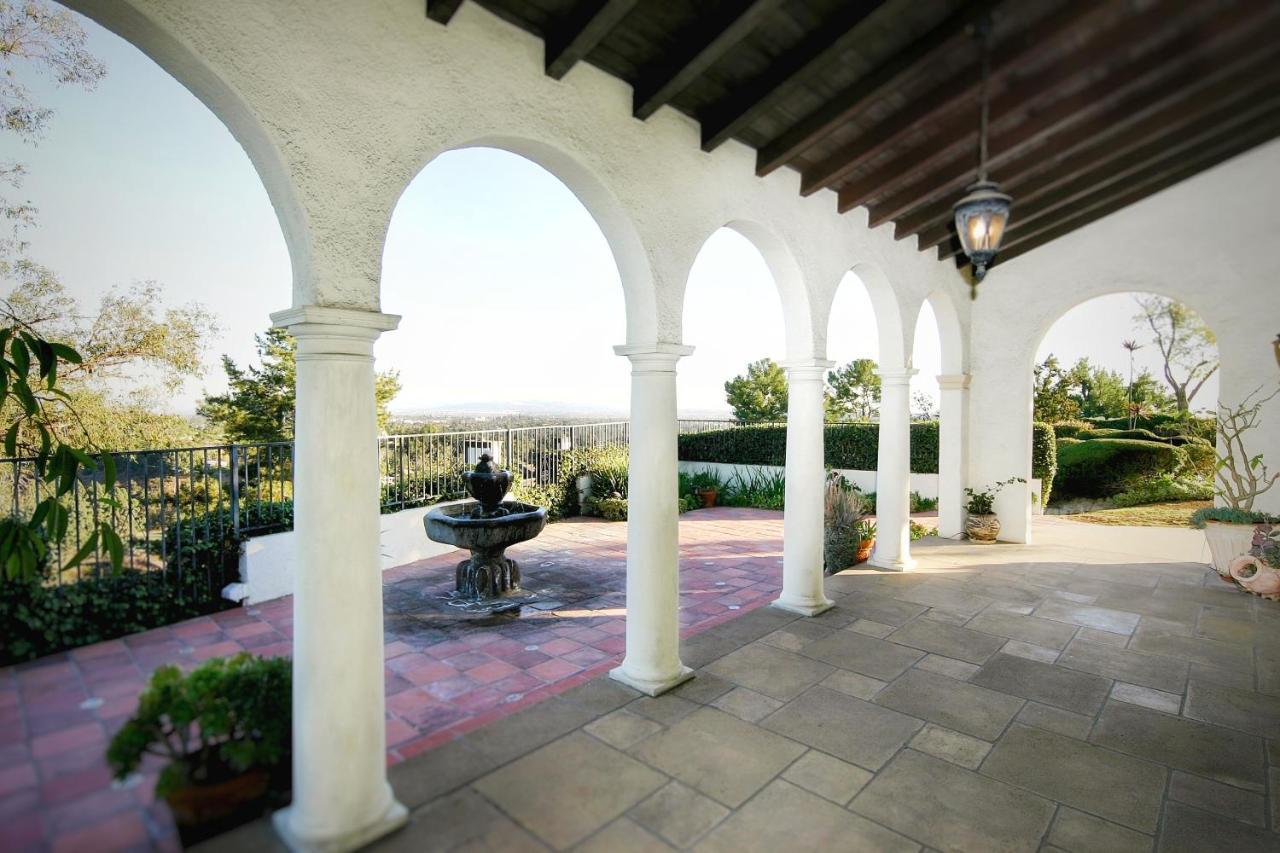 The Patrician Hollywood Universal Pasadena Bagian luar foto